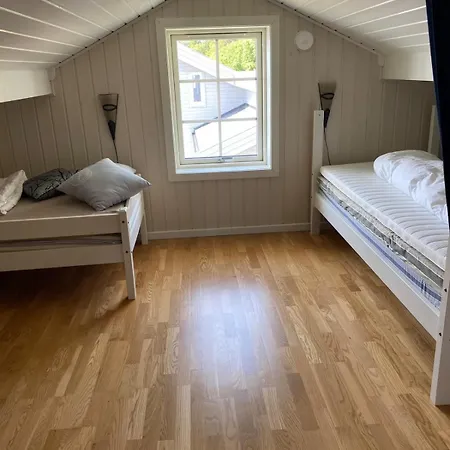 Feriehus Fritidsbolig Stokkoya - Stokkoy Hosen